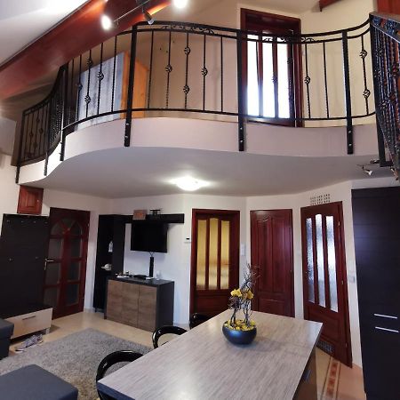 Galery Apartman Gyula Exterior foto